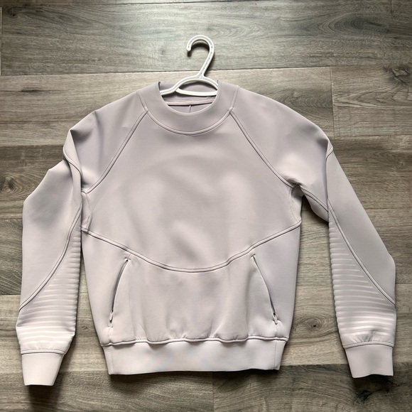 Sweaters - Lululemon sweatshirt